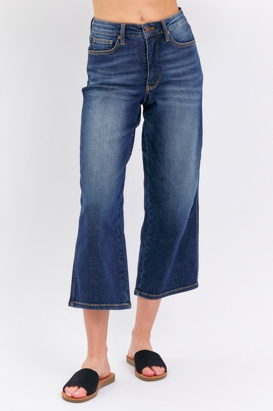 Judy Blue Mid-Rise Tummy Control Cropped Jeans