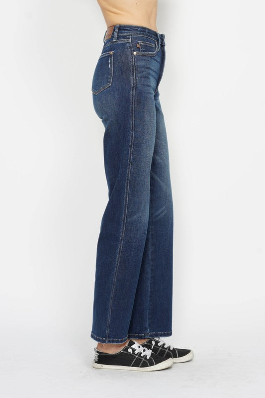 Judy Blue Tummy Control Straight Jeans