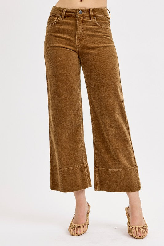 Risen Crop Wide Corduroy Jeans