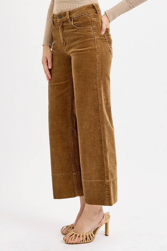 Risen Crop Wide Corduroy Jeans