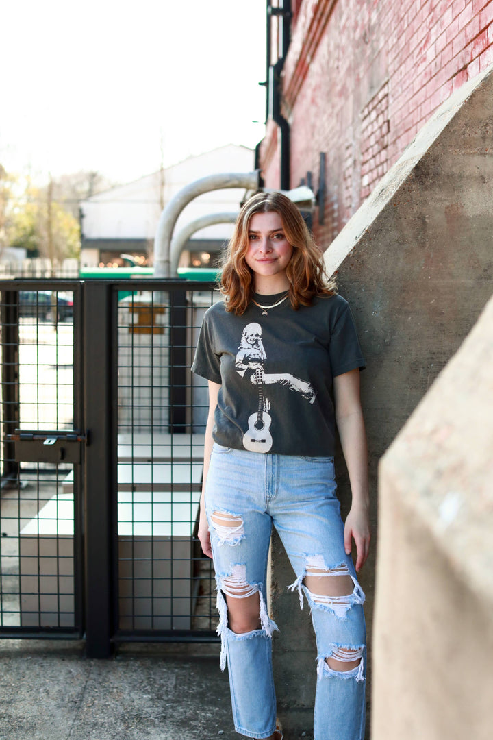 Hey Dolly Graphic Tee