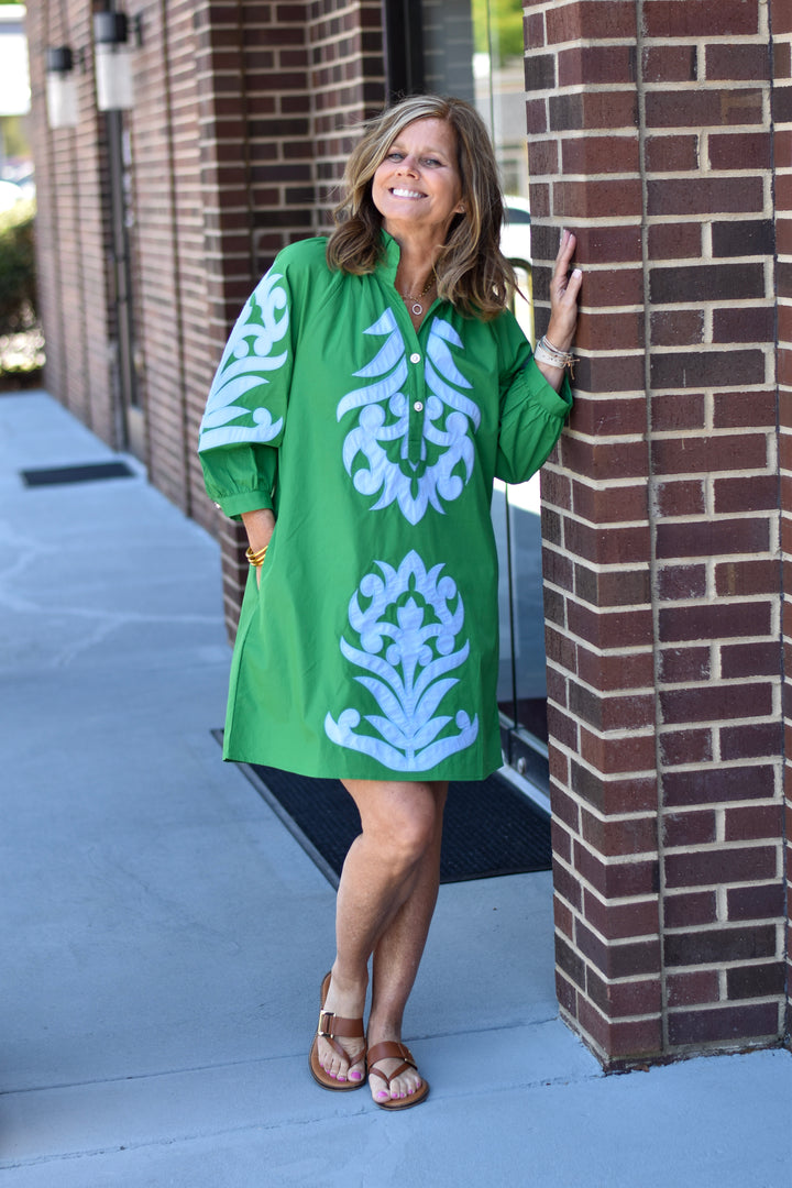 Jodifl Baroque Floral Applique Shift Dress
