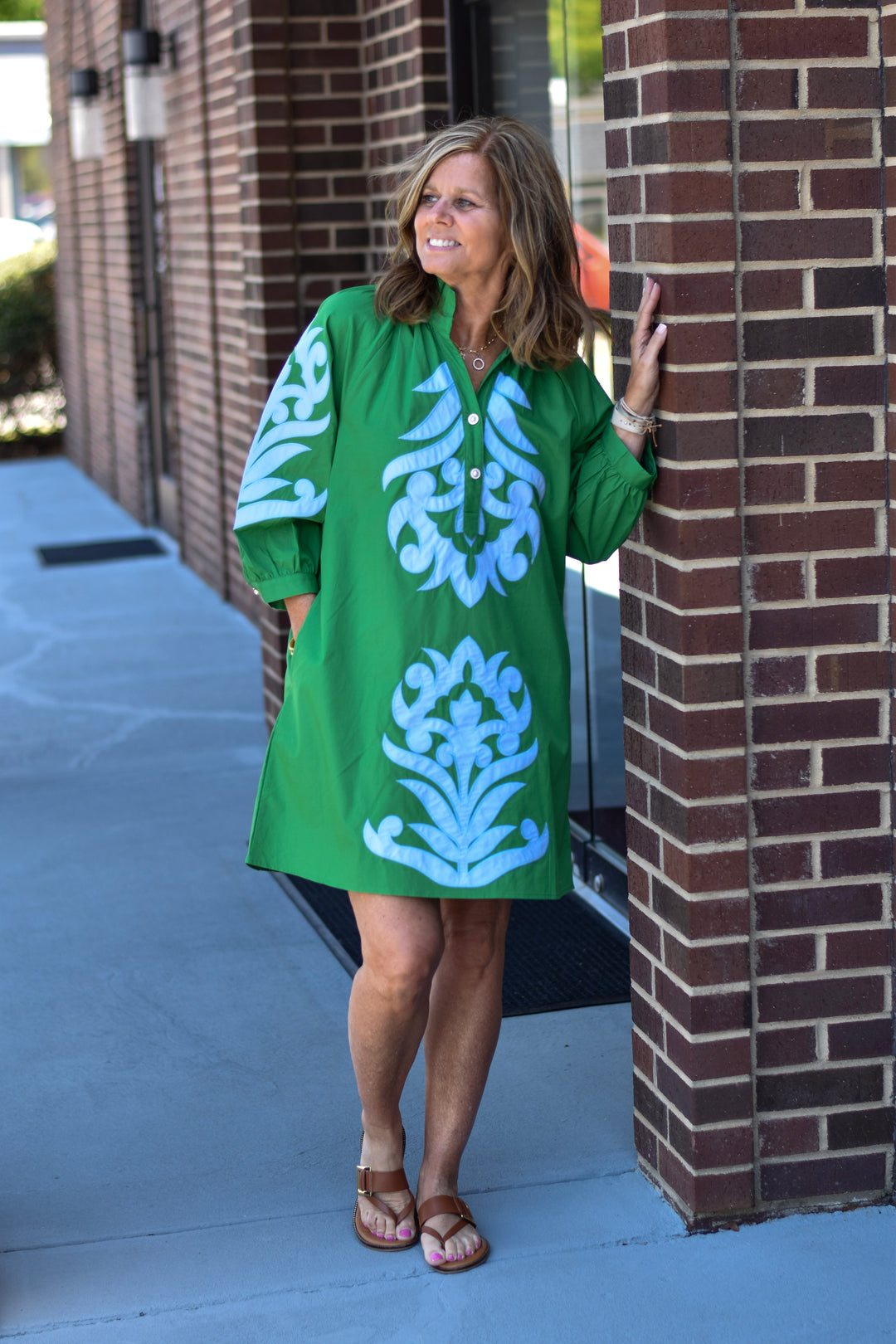 Jodifl Baroque Floral Applique Shift Dress