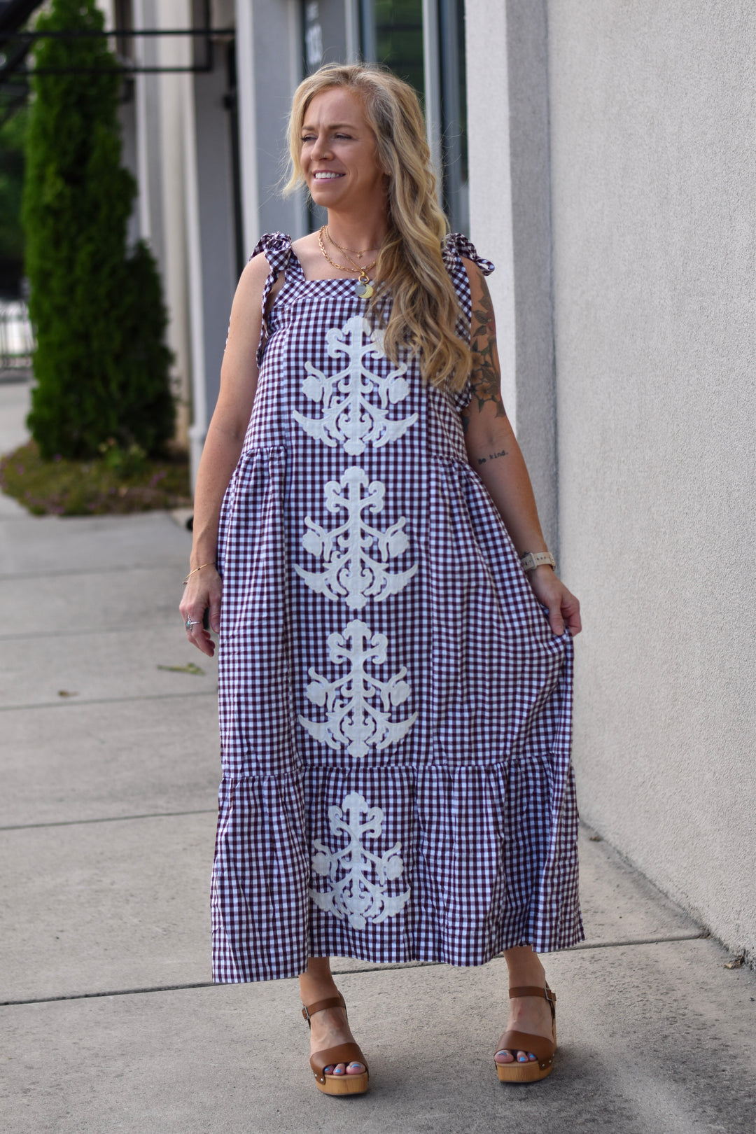 Entro Gingham Charm Midi Dress