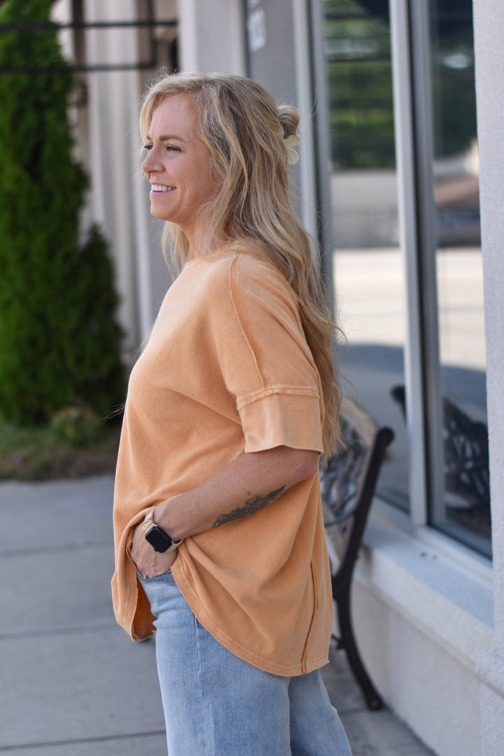 Easel Mineral Wash Easy Tee