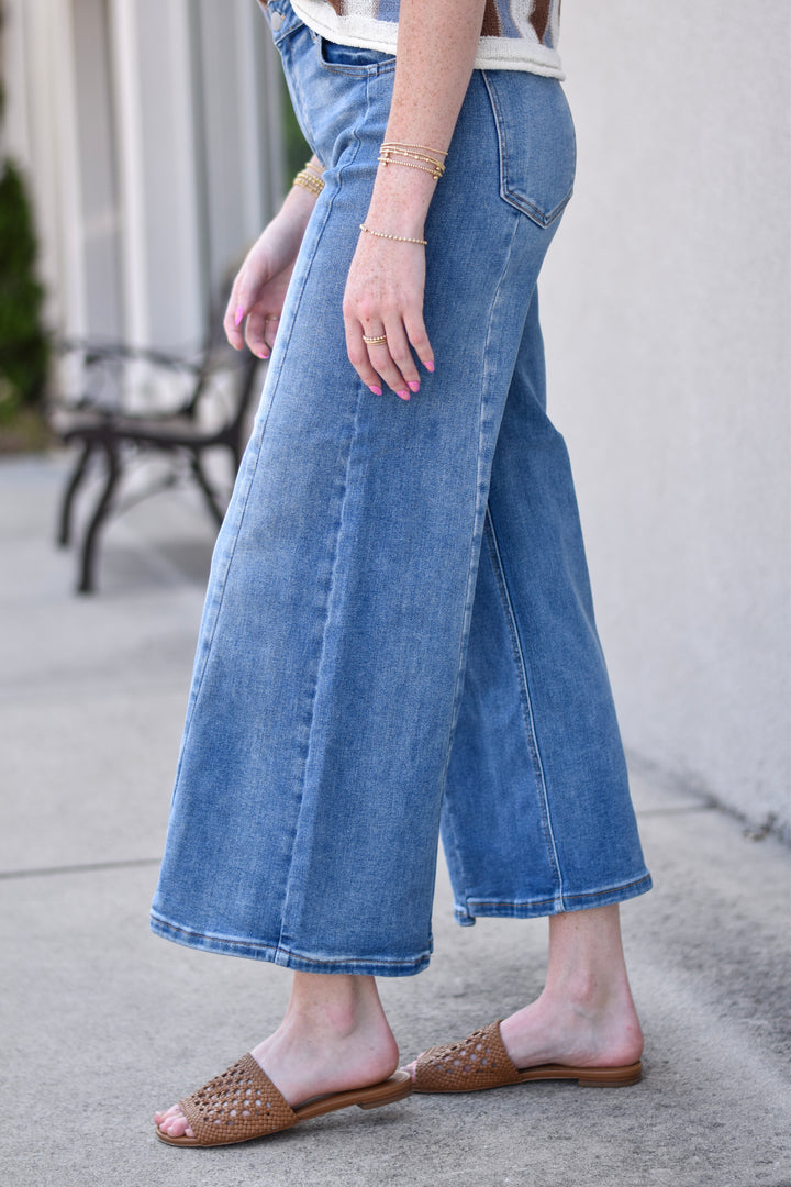 Risen On the Go Crop Jeans