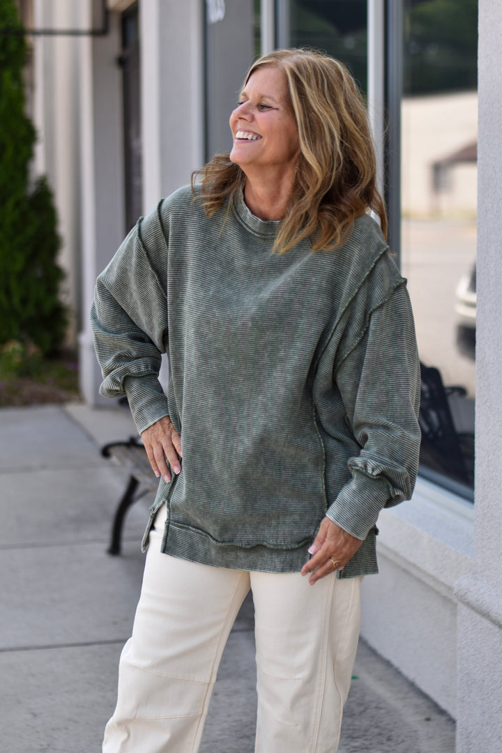 Vintage Washed Ease Pullover
