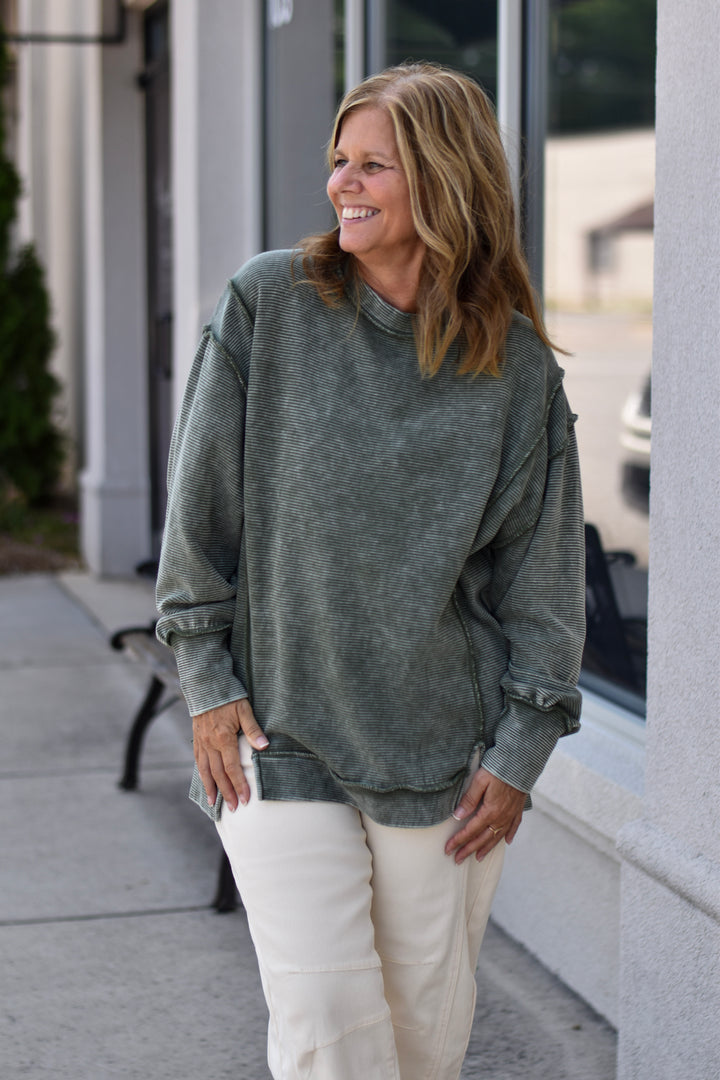 Vintage Washed Ease Pullover
