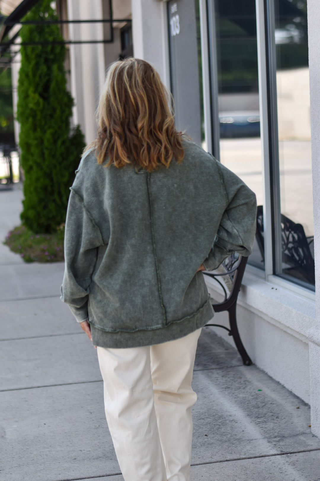 Vintage Washed Ease Pullover