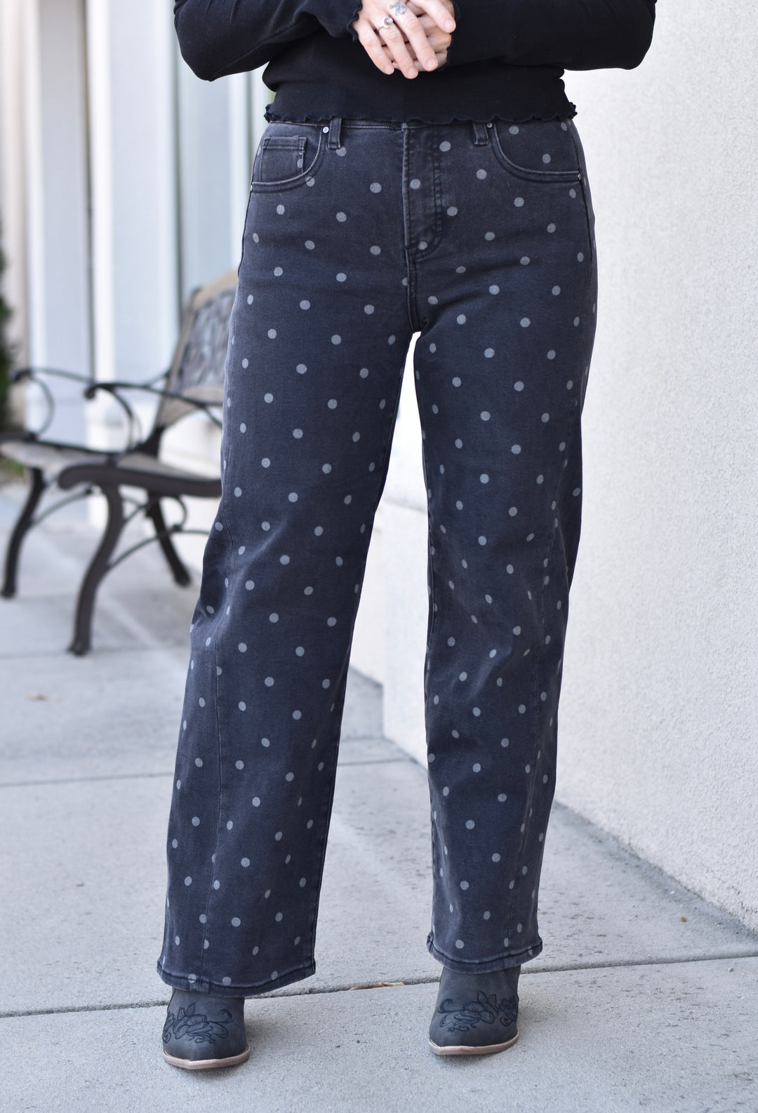 Risen Ankle Straight Polka Dot Print Jeans