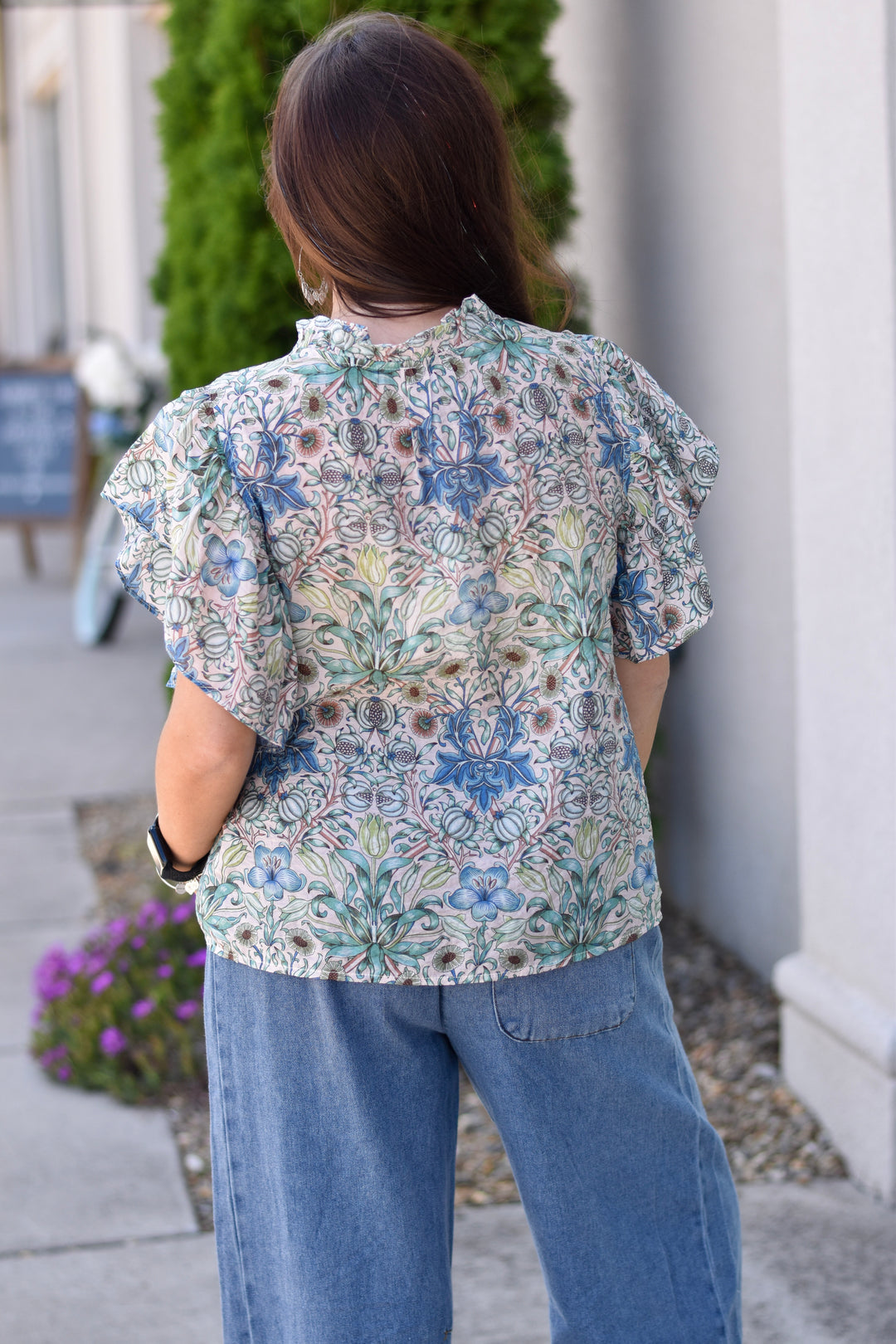 Voy Bloom & Grace Ruffle Floral Top