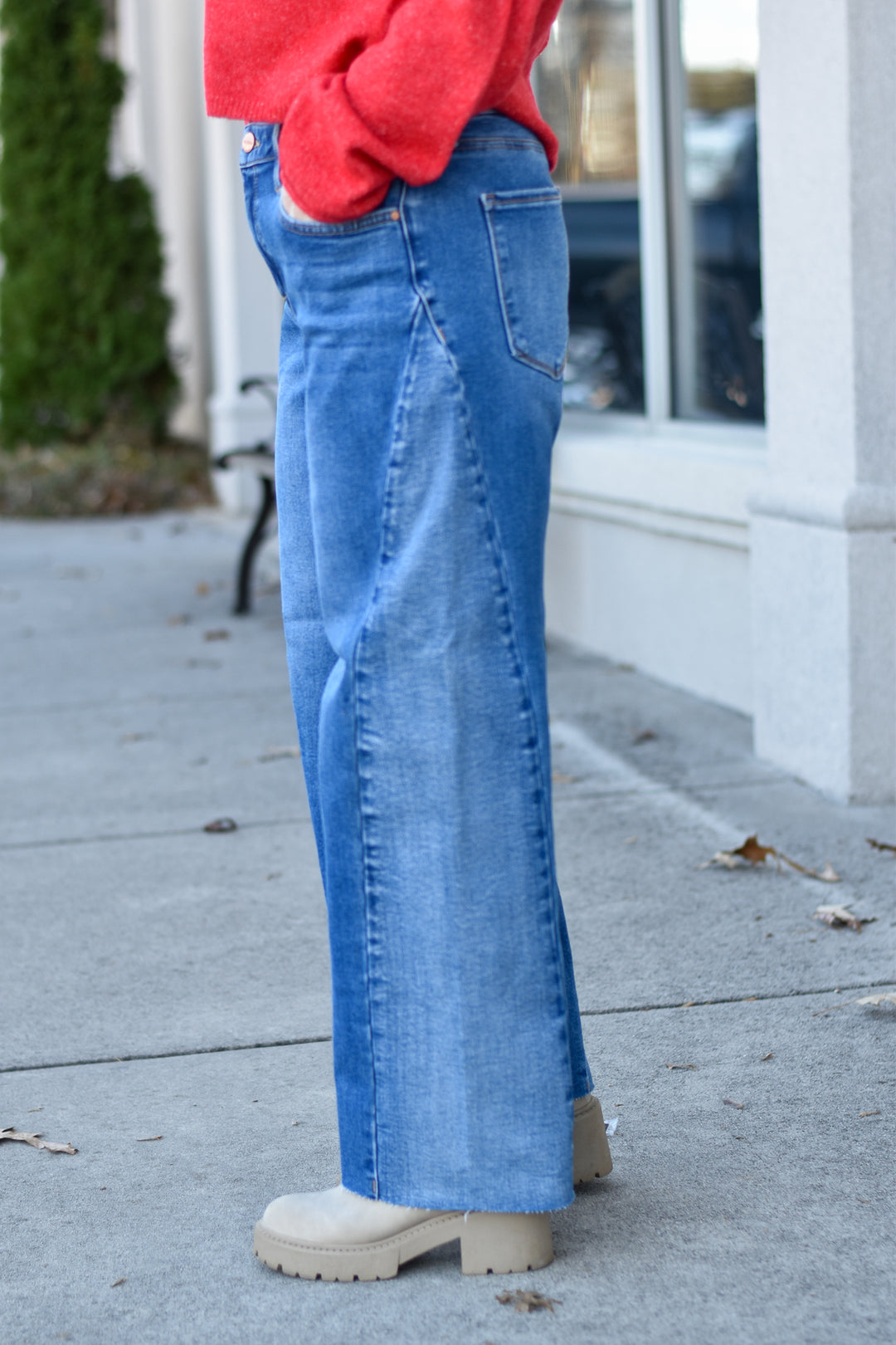 Risen Contrast Seam Barrel Jeans