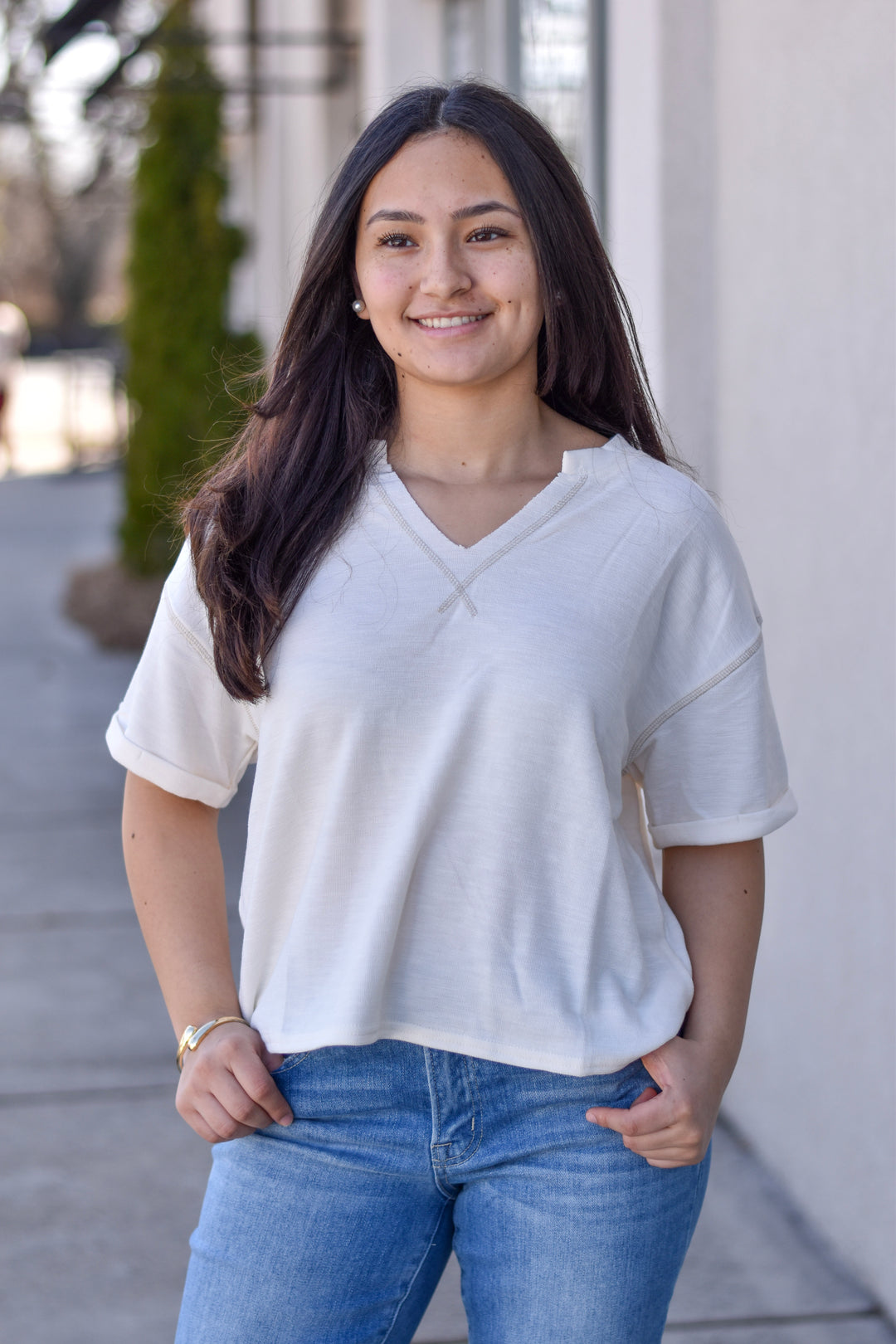 Everyday Contrast Stitch Knit Tee