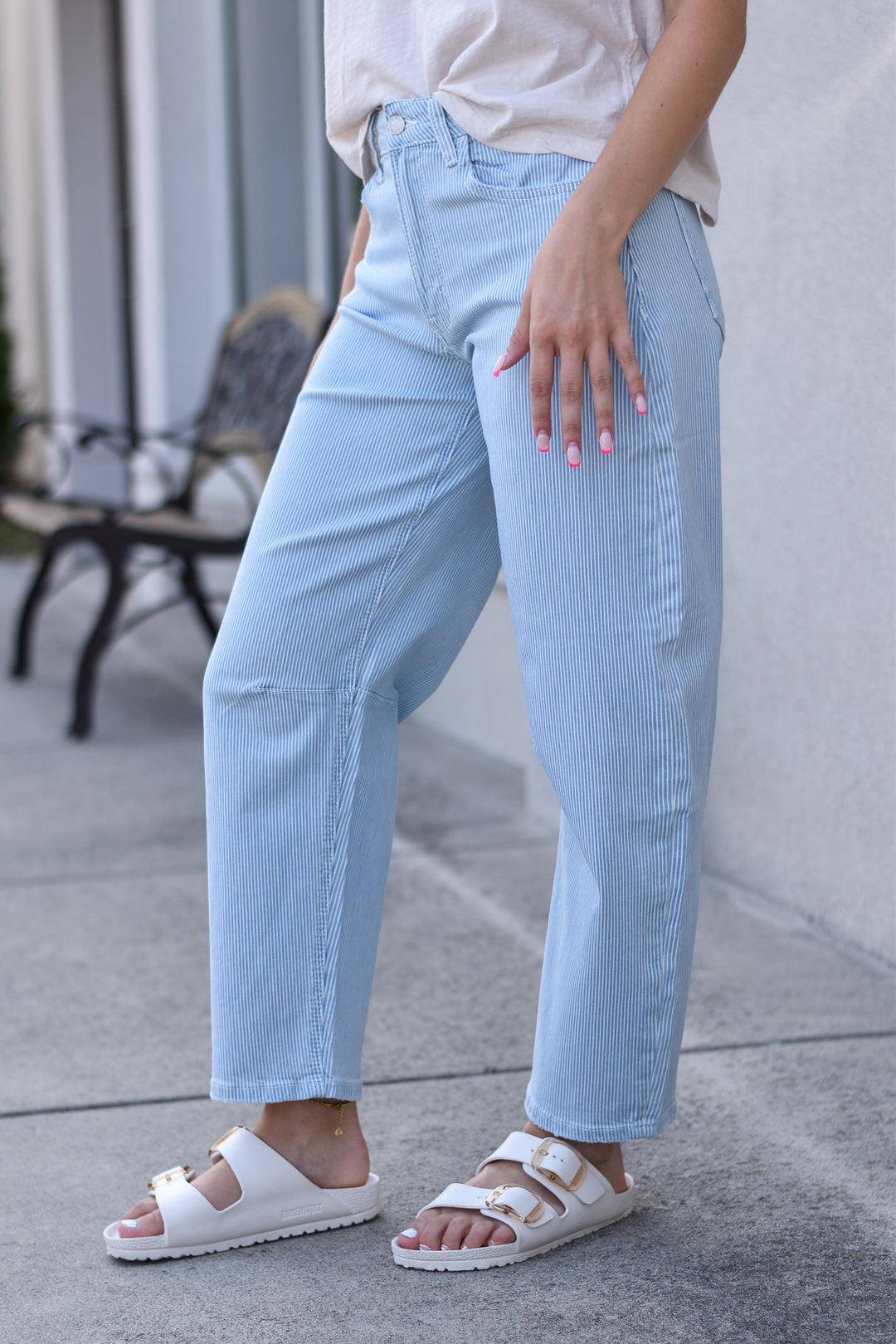 Urban Stripe Barrel Jeans