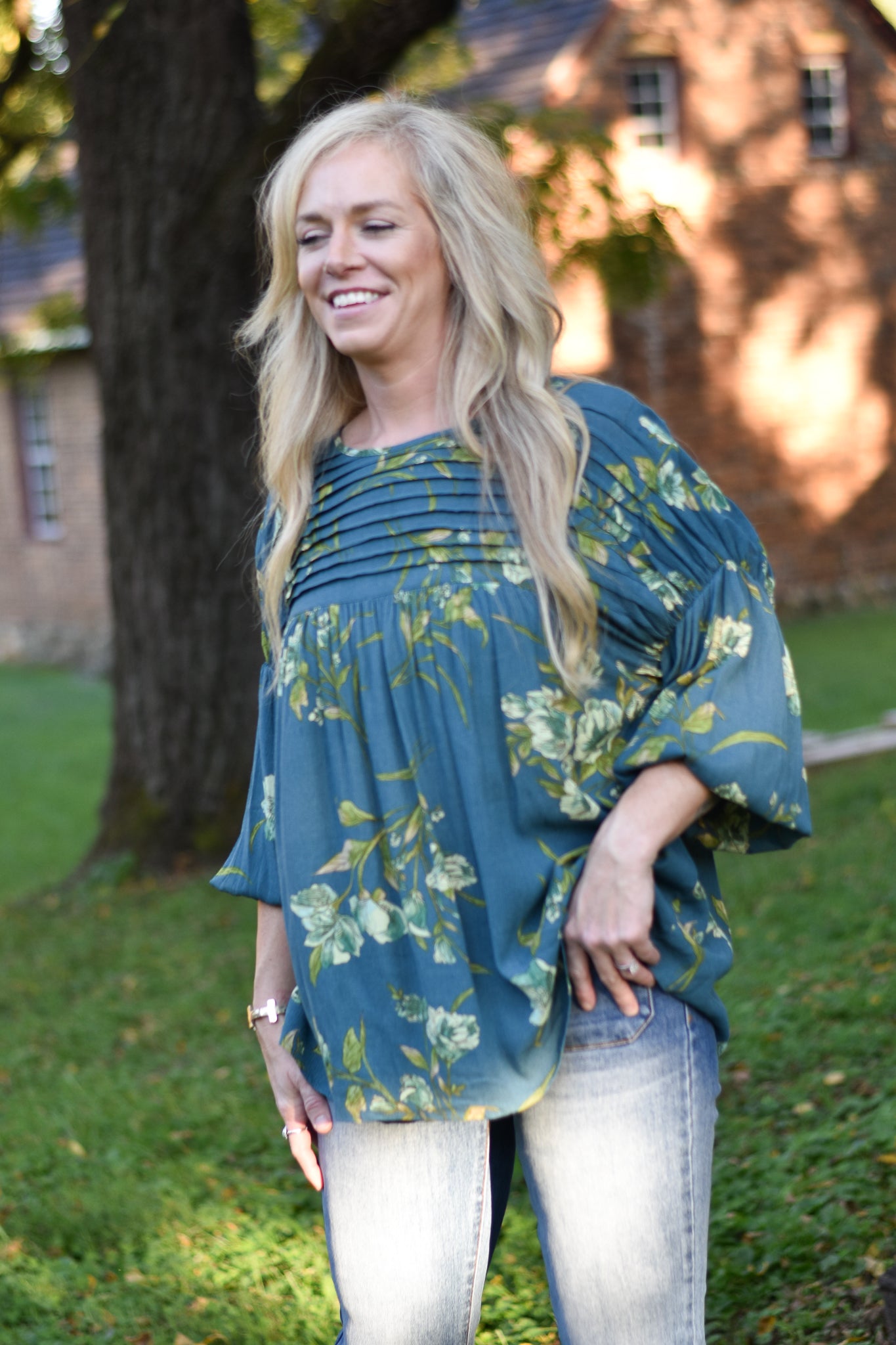 Daisy Bloom Sweater
