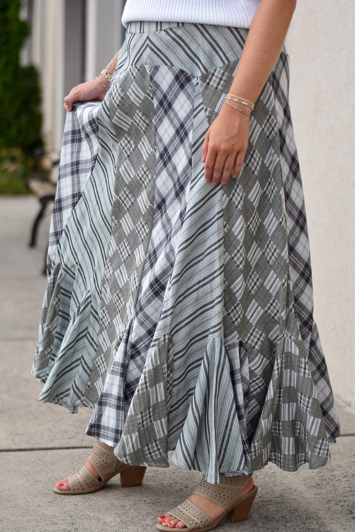 Meadow Mingle Maxi Skirt