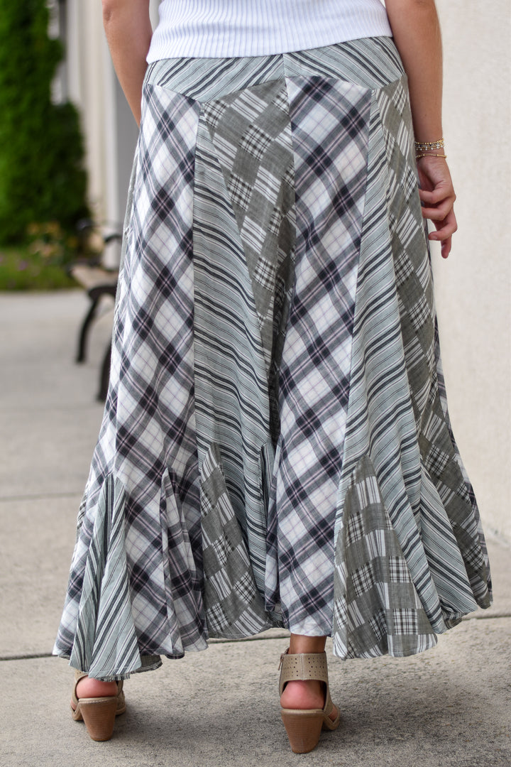 Meadow Mingle Maxi Skirt