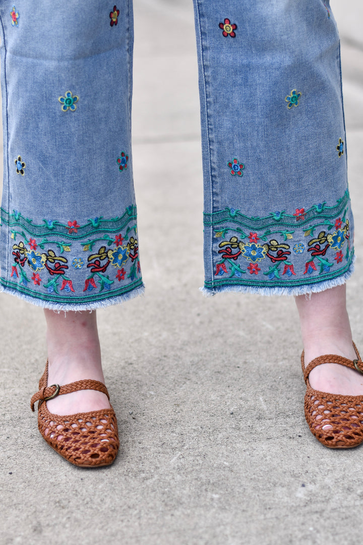 Easel's Wildflower Embroidered Crop Jeans