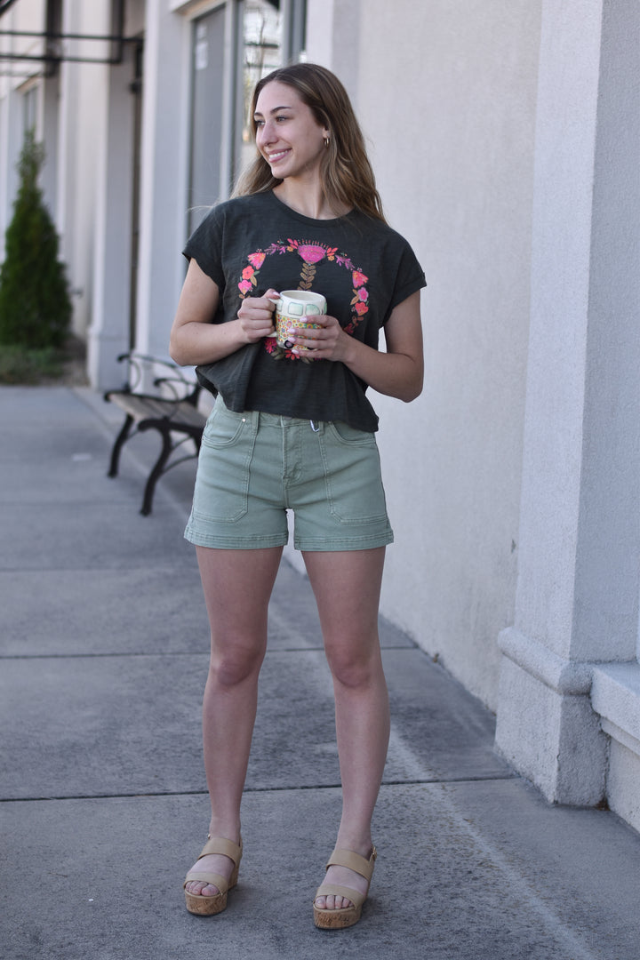 Risen Leia Patch Pockets Shorts