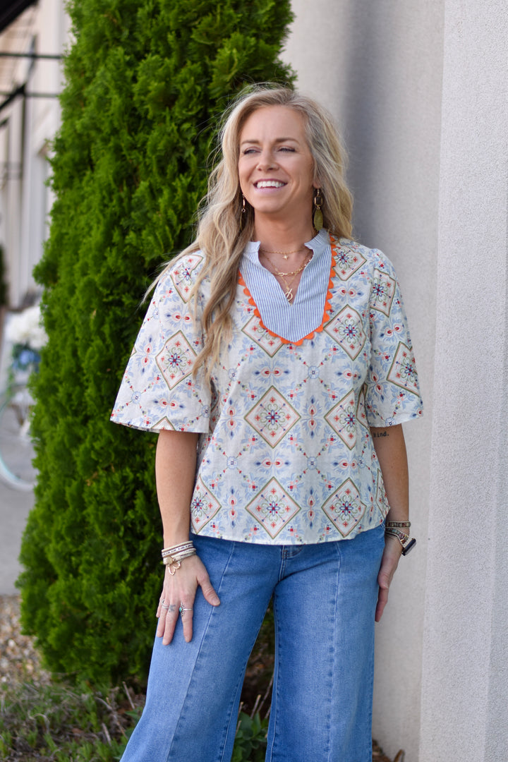 Voy Sunbeam V-Neckline Top