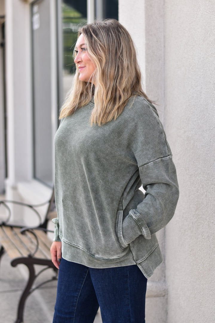 Washed Tranquil Pullover