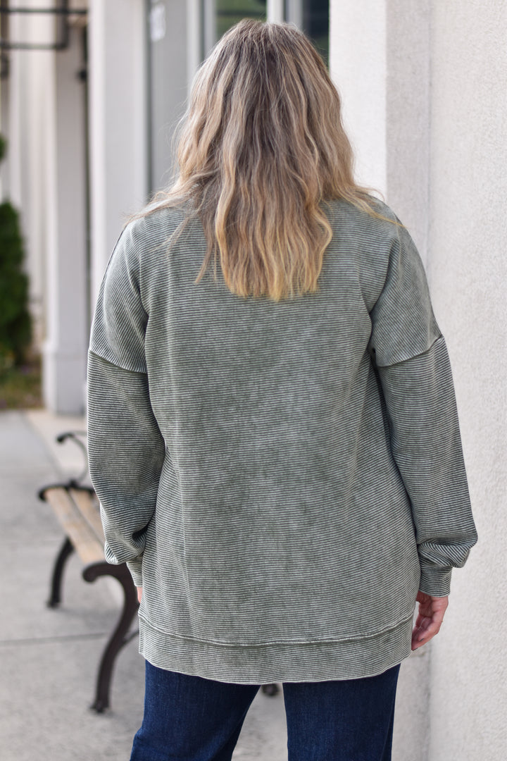 Washed Tranquil Pullover