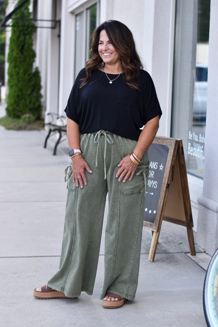 Easel Mineral Washed Cargo Knit Pants