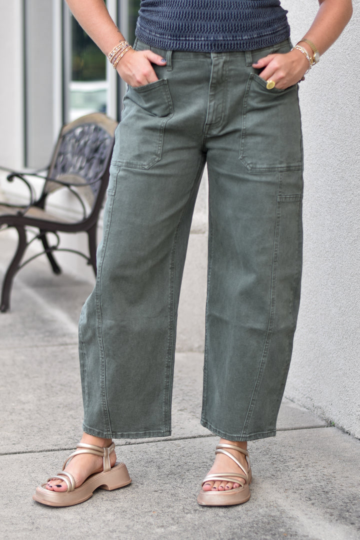 Vervet Luxe Comfort Barrel Jean