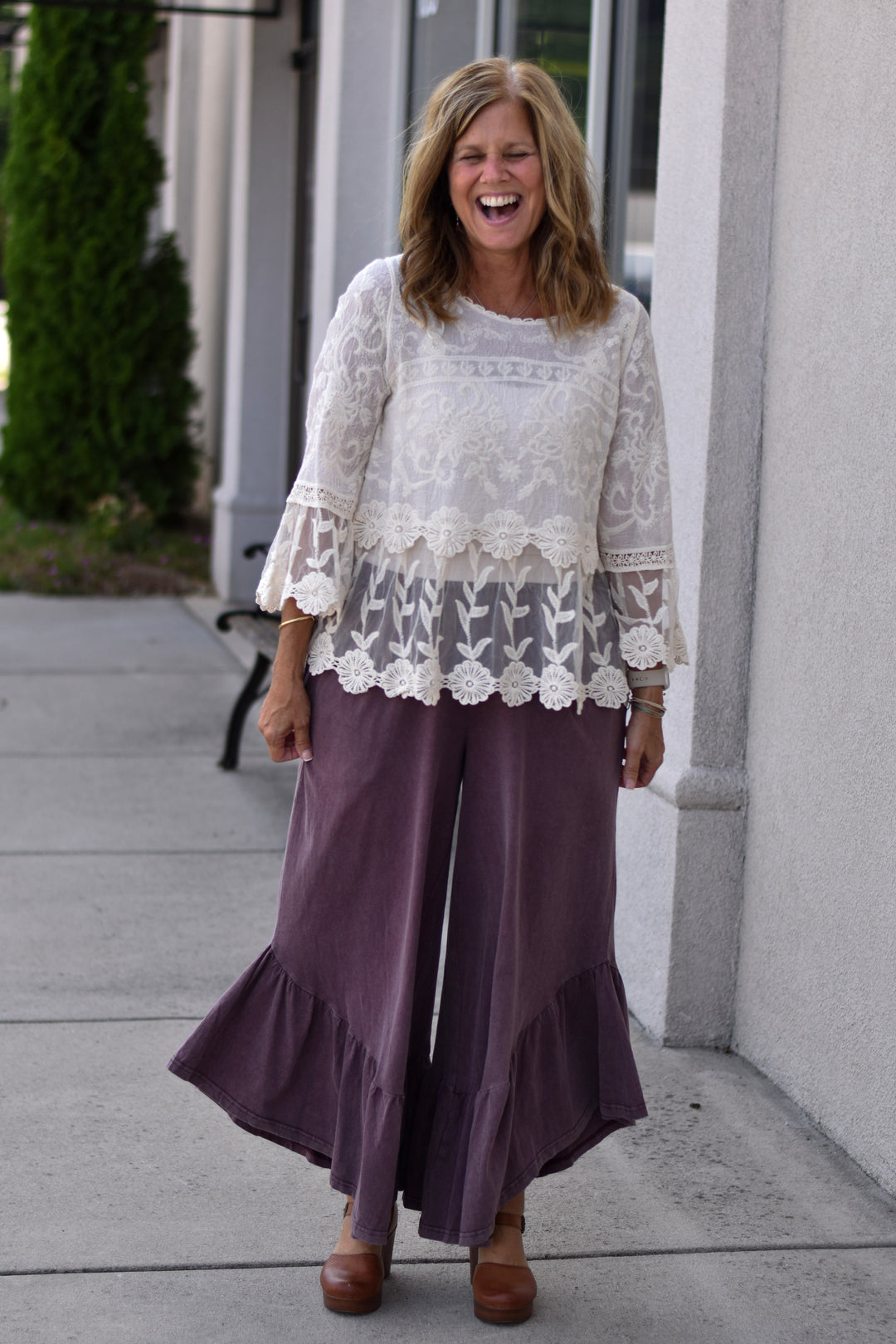 Easel's Wander Free Wide Leg Pants