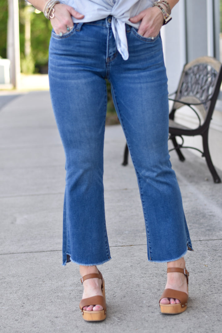 Vervet by Flying Monkey Step Hem Crop Flare Jeans