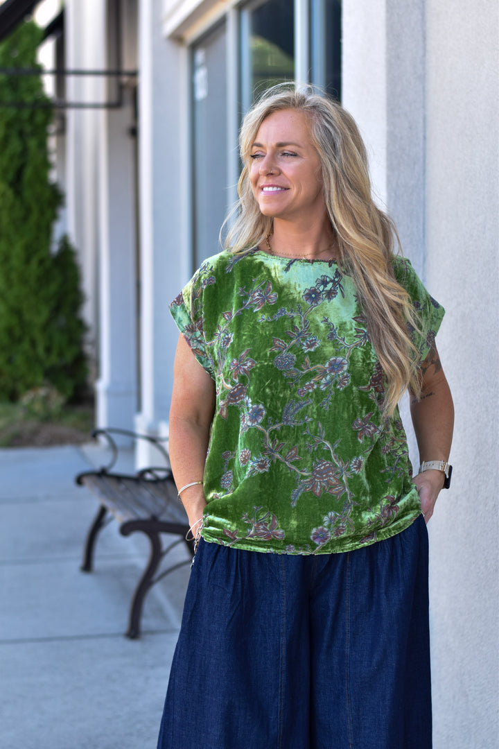 Umgee Velvet Daydream Top