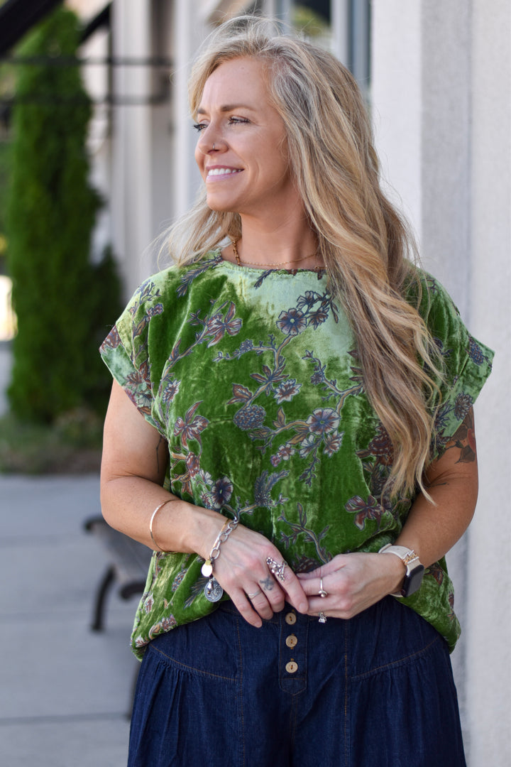 Umgee Velvet Daydream Top