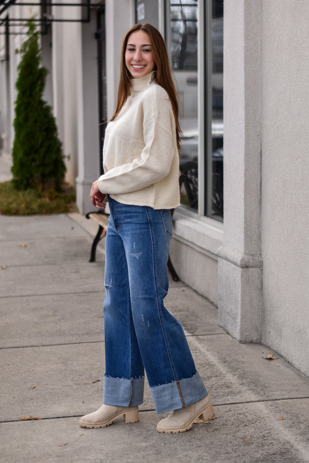 Judy Blue Retro Wide Leg w/ Cuff