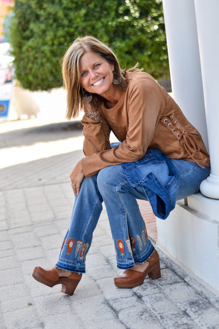 Feather Embroidered Flare Jeans