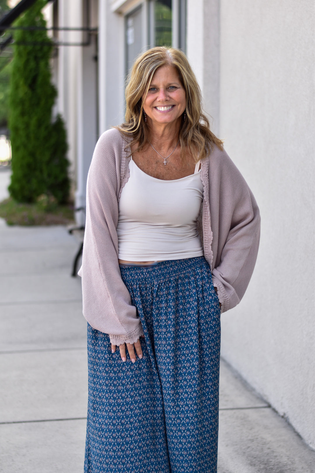 Easel's Scallop Dream Crop Sweater Cardigan