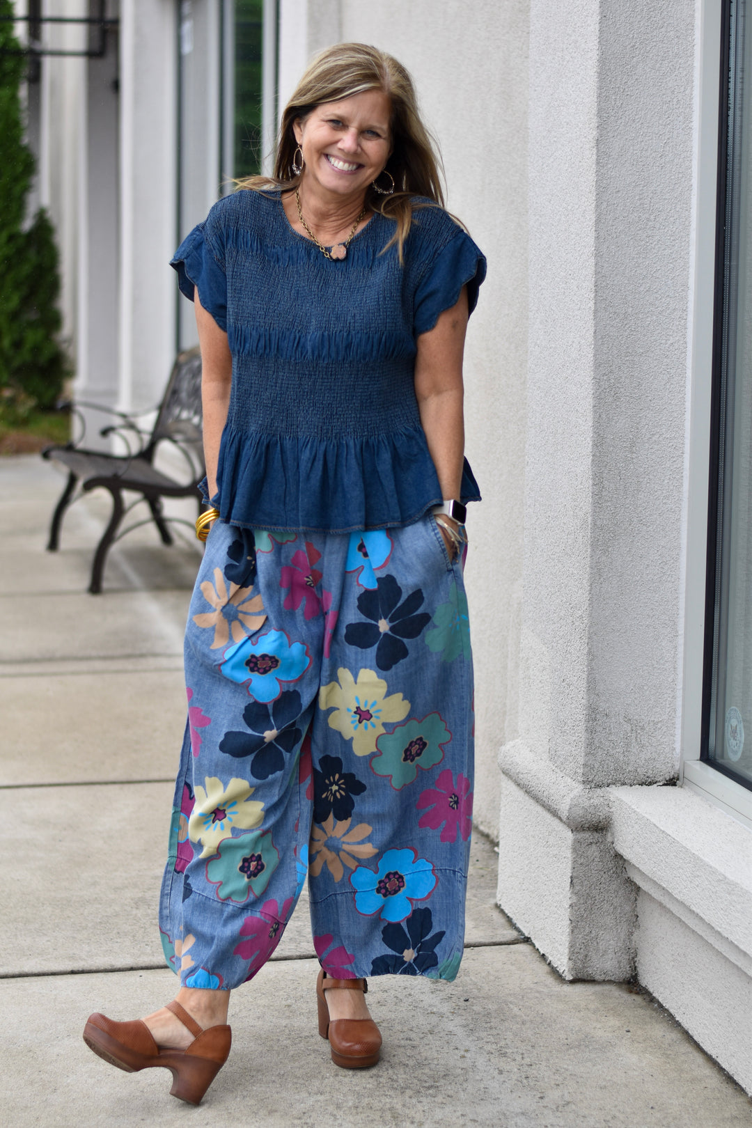 Easel's Flower Denim Pants