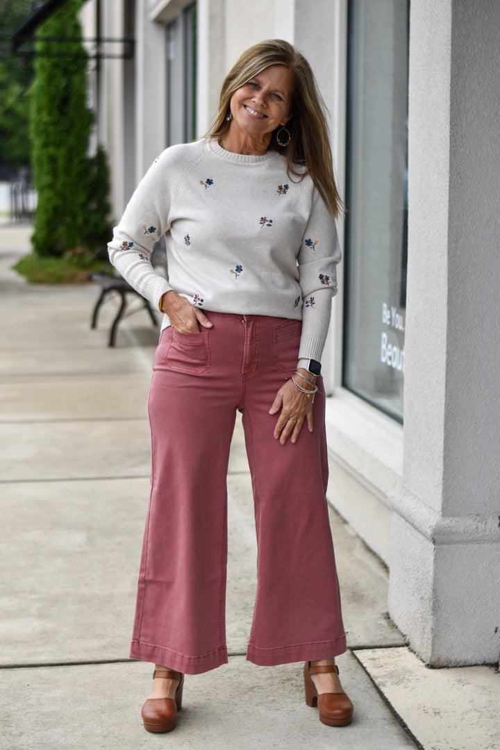 Charlie B Rosebud Wide-Leg Crop Pants