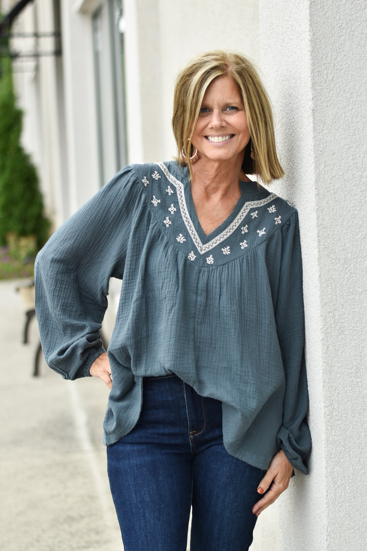 Easy Breeze Embroidered Top