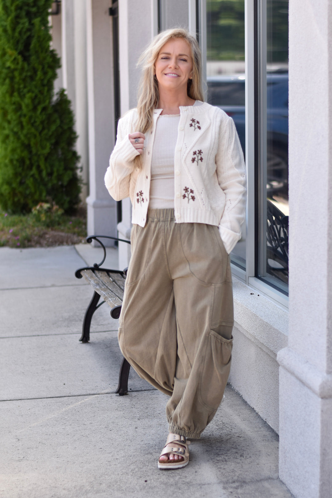 Easel Mineral Wash Cargo Joggers