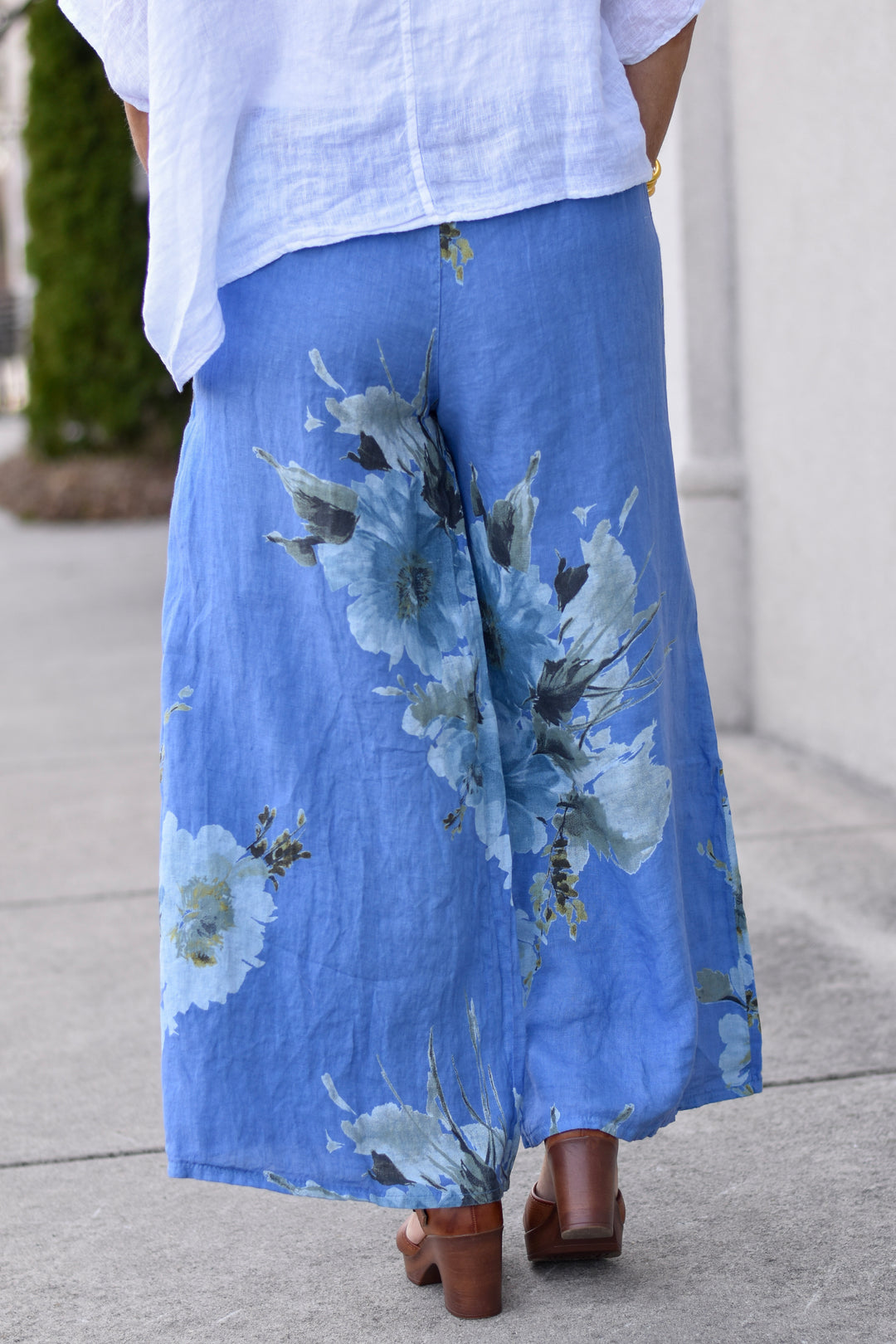 Tempo Paris Floral Linen Smocked Pants
