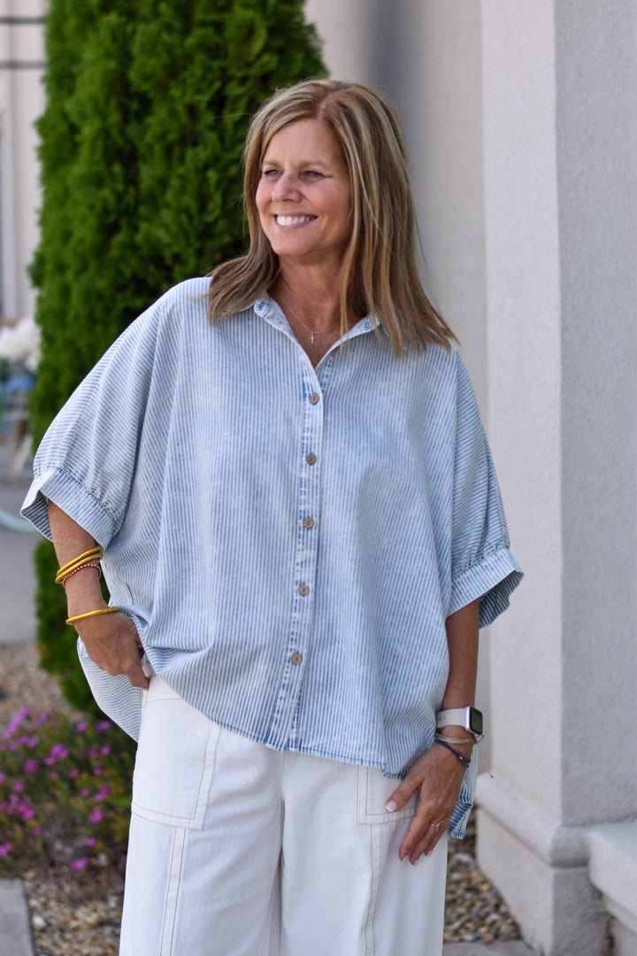 Weekend Wanderer Chambray Stripe Top