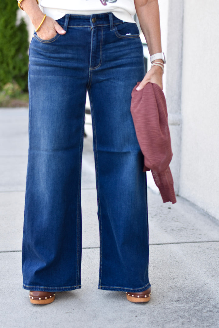 Judy Blue Retro Petite Wide Leg Jeans