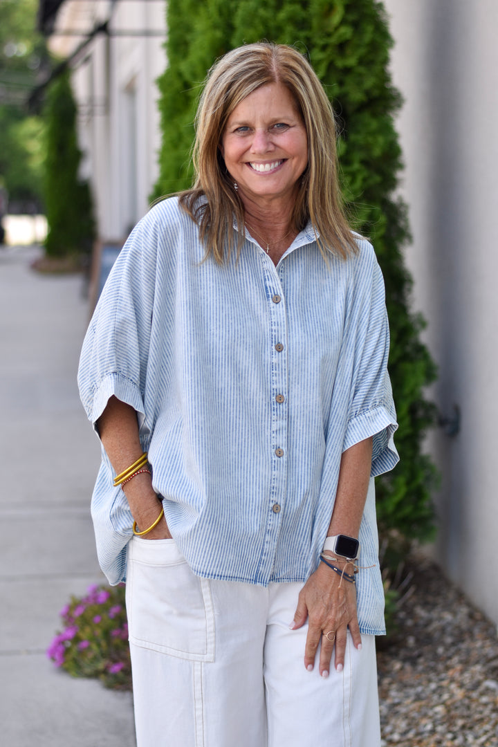 Weekend Wanderer Chambray Stripe Top