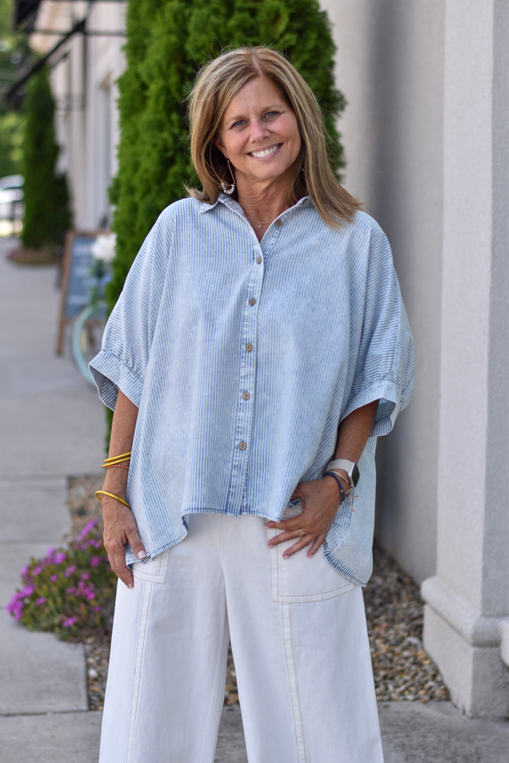 Weekend Wanderer Chambray Stripe Top