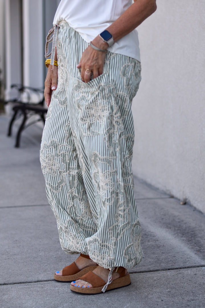 Easel's Wildflower Stripe Embroidered Pants