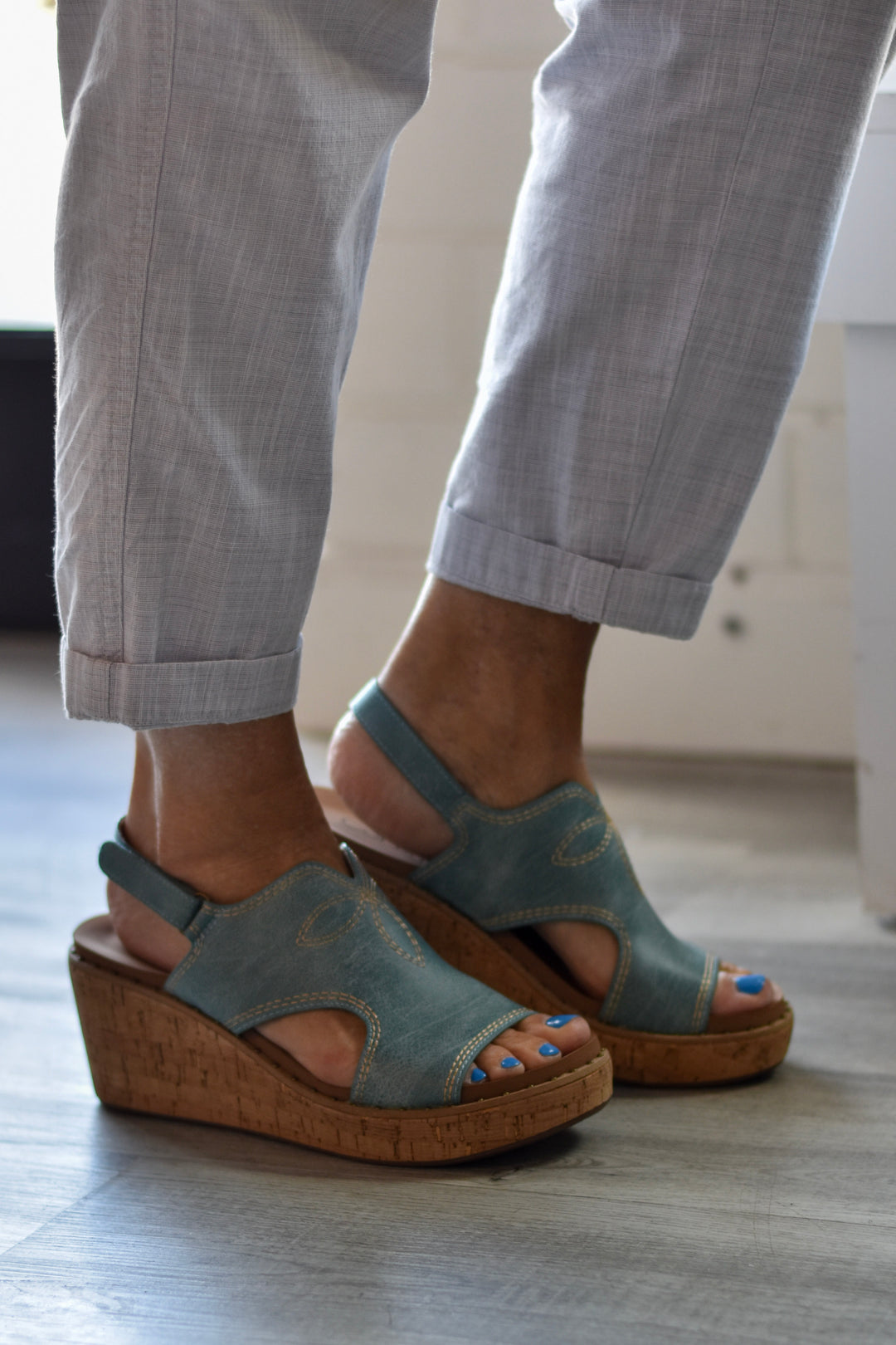 Corky's Turquoise Darlin Wedges