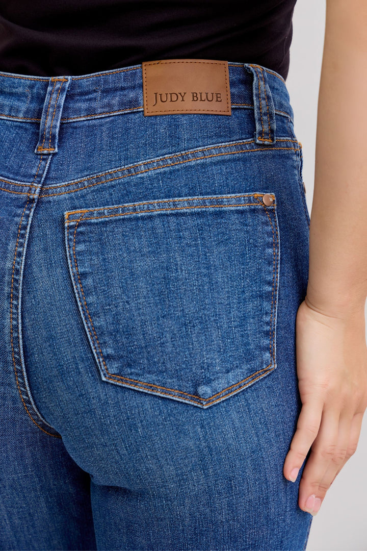 Judy Blue HW Straight Jeans