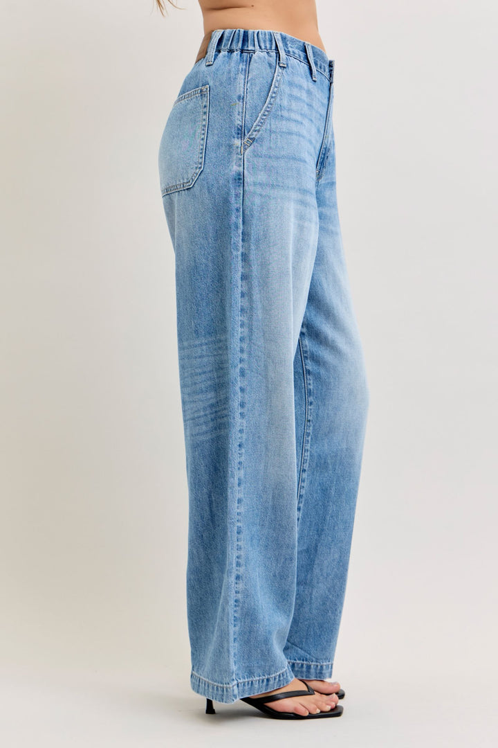 Judy Blue Featherweight Baggy Jeans