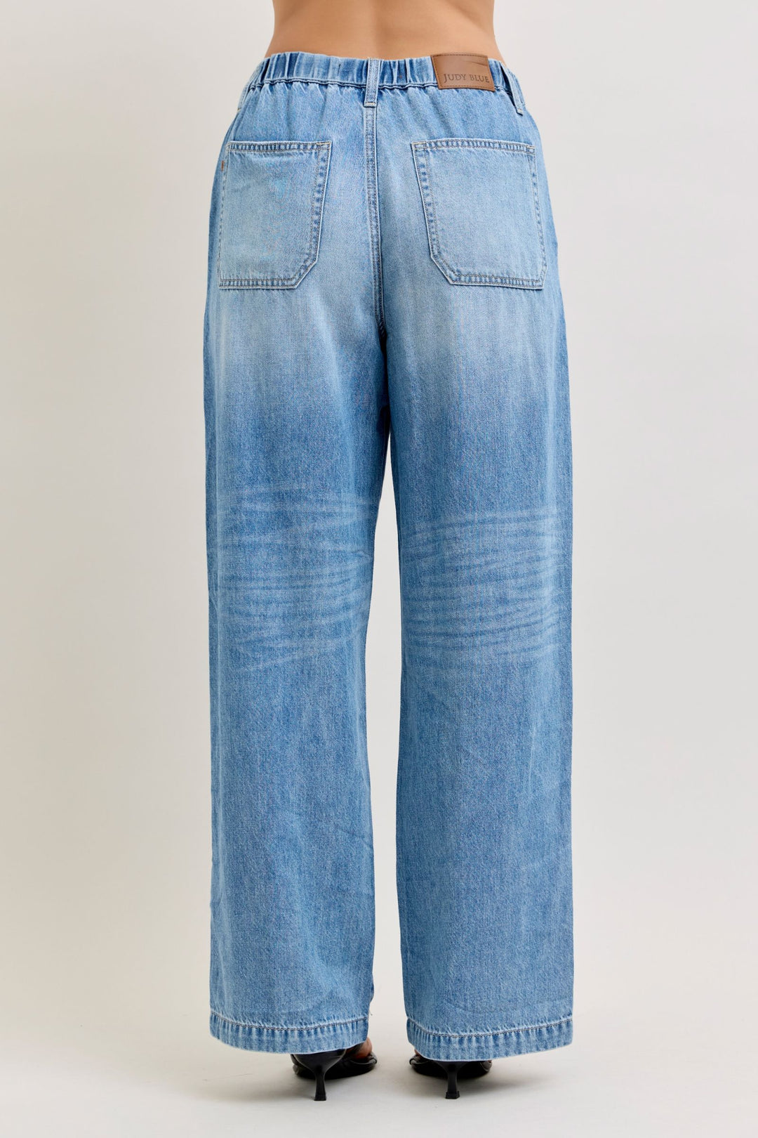 Judy Blue Featherweight Baggy Jeans