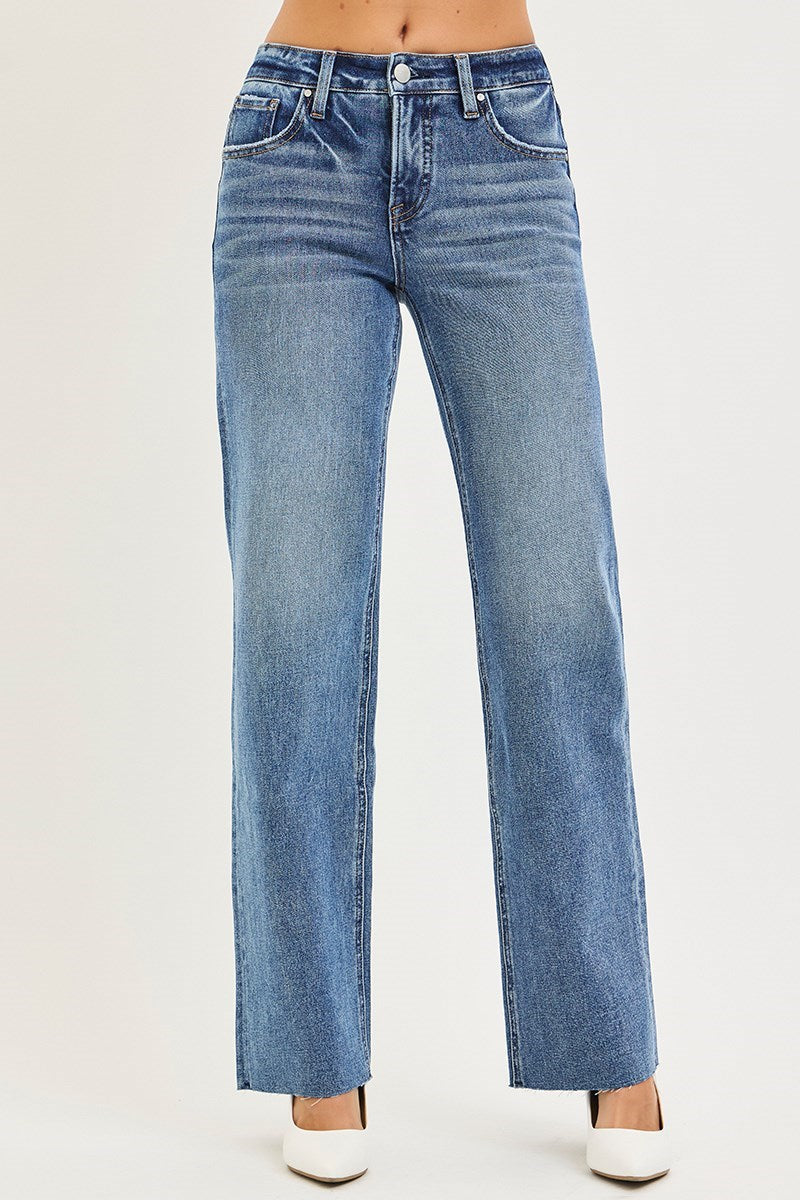 Risen Shape & Move Straight Jeans